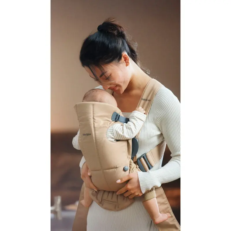 Babybjörn Beige Bæresele Mini 2