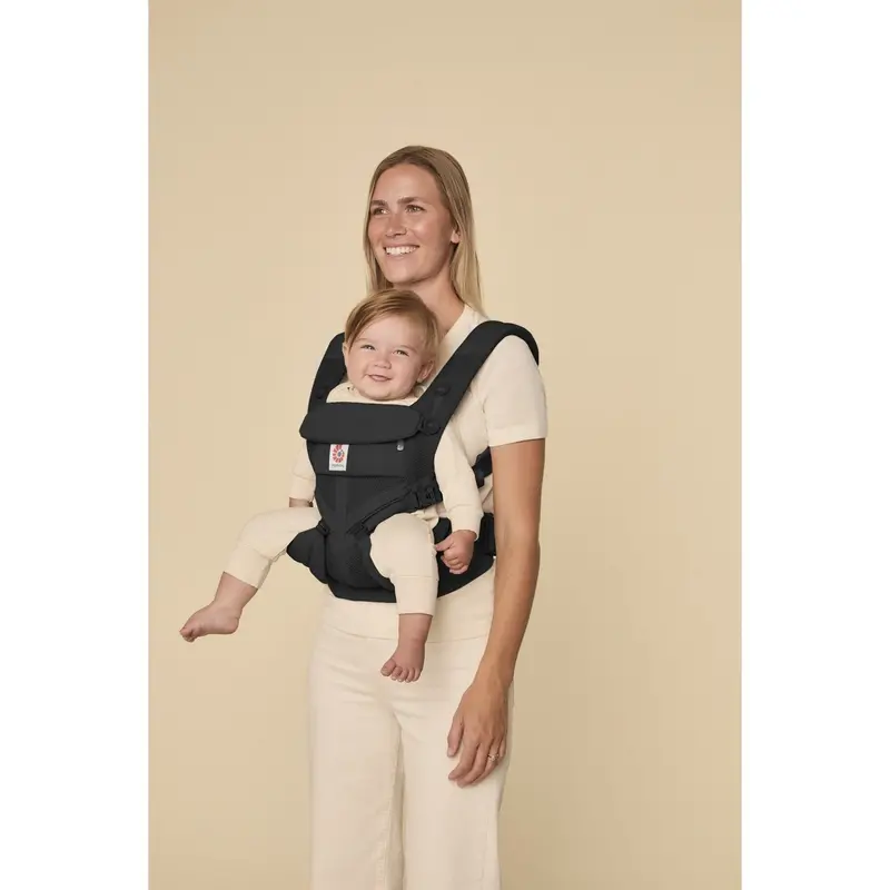 Ergobaby Onyx Black Omni Classic Mesh 2