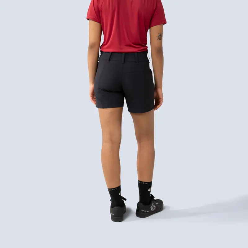 Freda 7" Bike Short 9