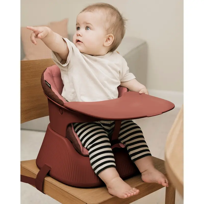 Hannie Mahogany Red The Portable High Chair 2