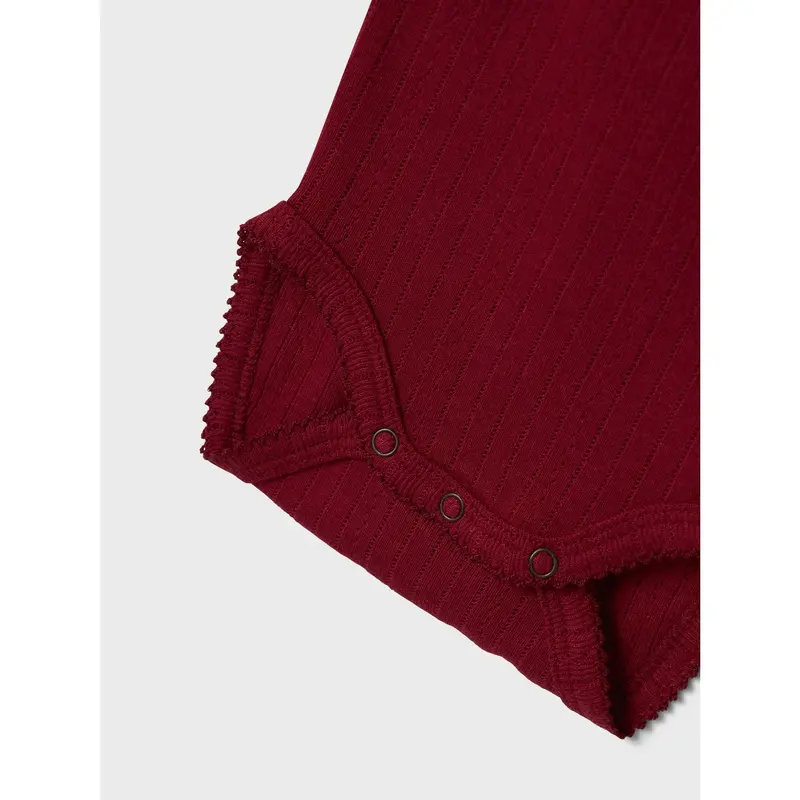 Lil'atelier Red Dahlia Rachel Non Slim Body 2