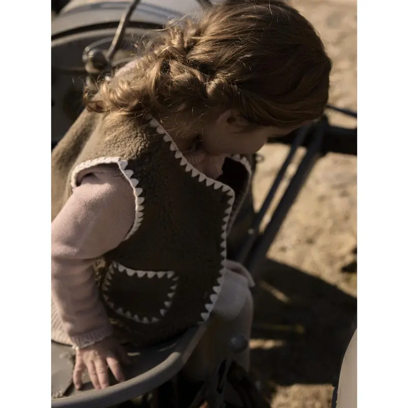 Lil'atelier Shitake Nmflajo Loose Vest Lil 2