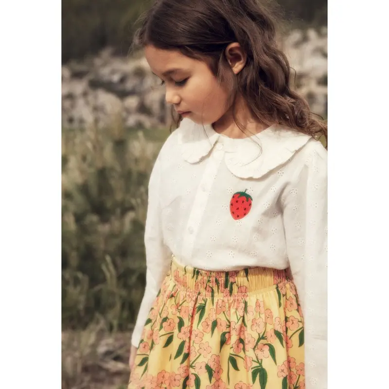 Mini Rodini White Strawberry Emb Schiffli Bluse 2