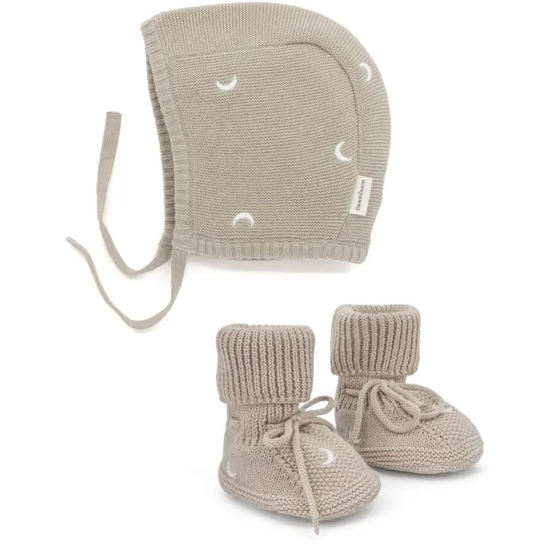 Moonboon Earth Strikket Bonnet Og Booties Gaveæske 1