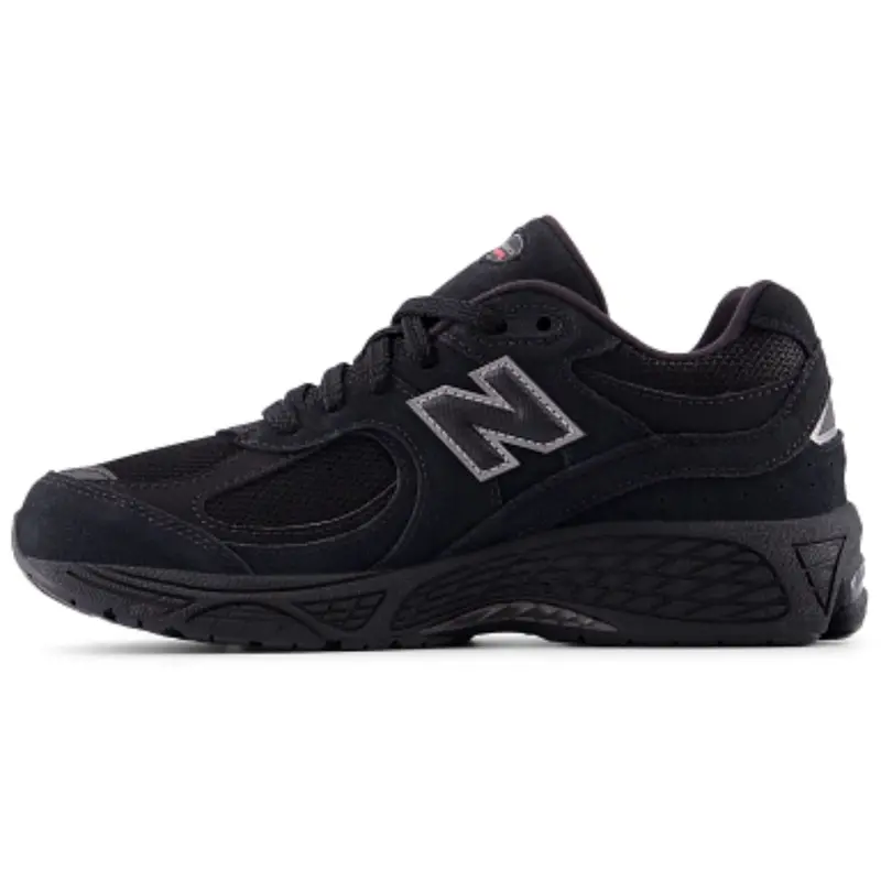 New Balance Black 2002 Kids Lace Sneakers 5