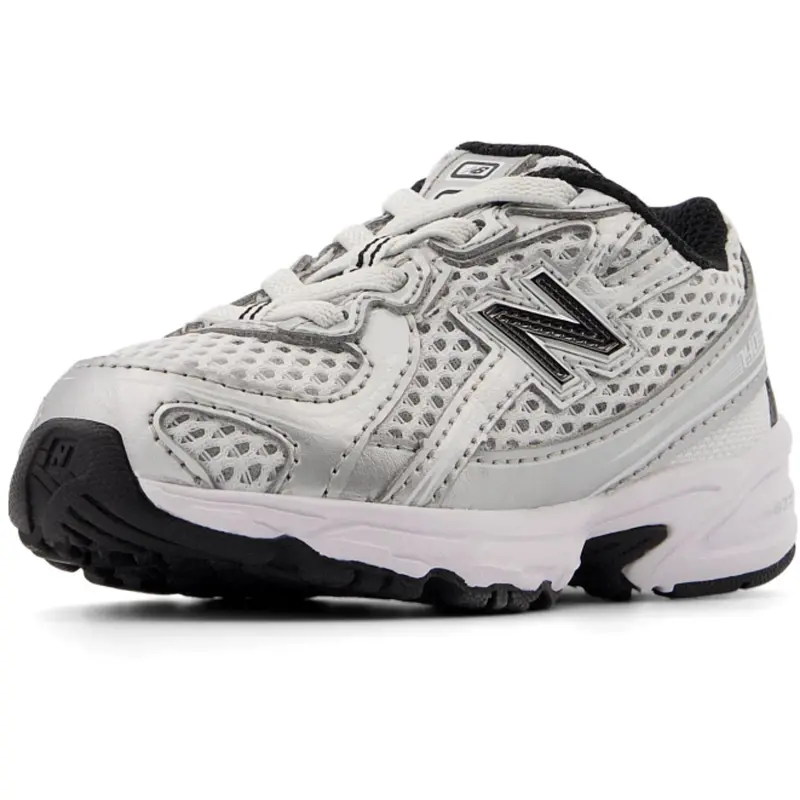 New Balance Silver Metallic 740 Kids Bungee Lace Sneakers 6