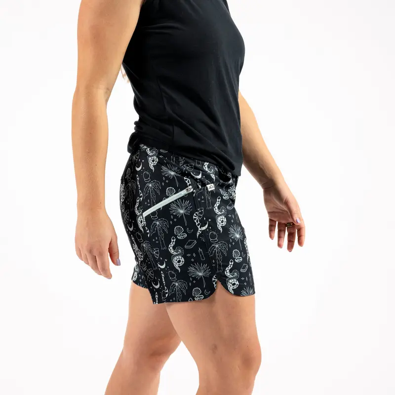 Rita Lightweight Short | Past Season 5